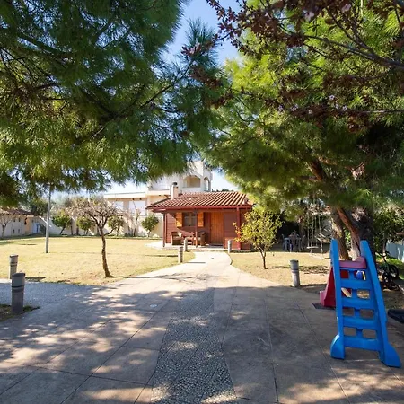 Aliki Holiday home *